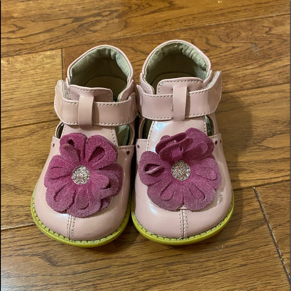 Livie & Luca pink Mary Janes patent leather size 9